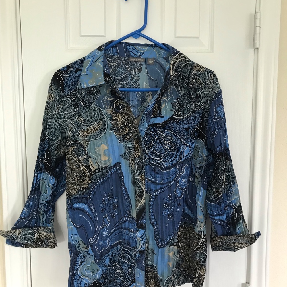 Blue Paisley Button-Up Blouse - Picture 11 of 11